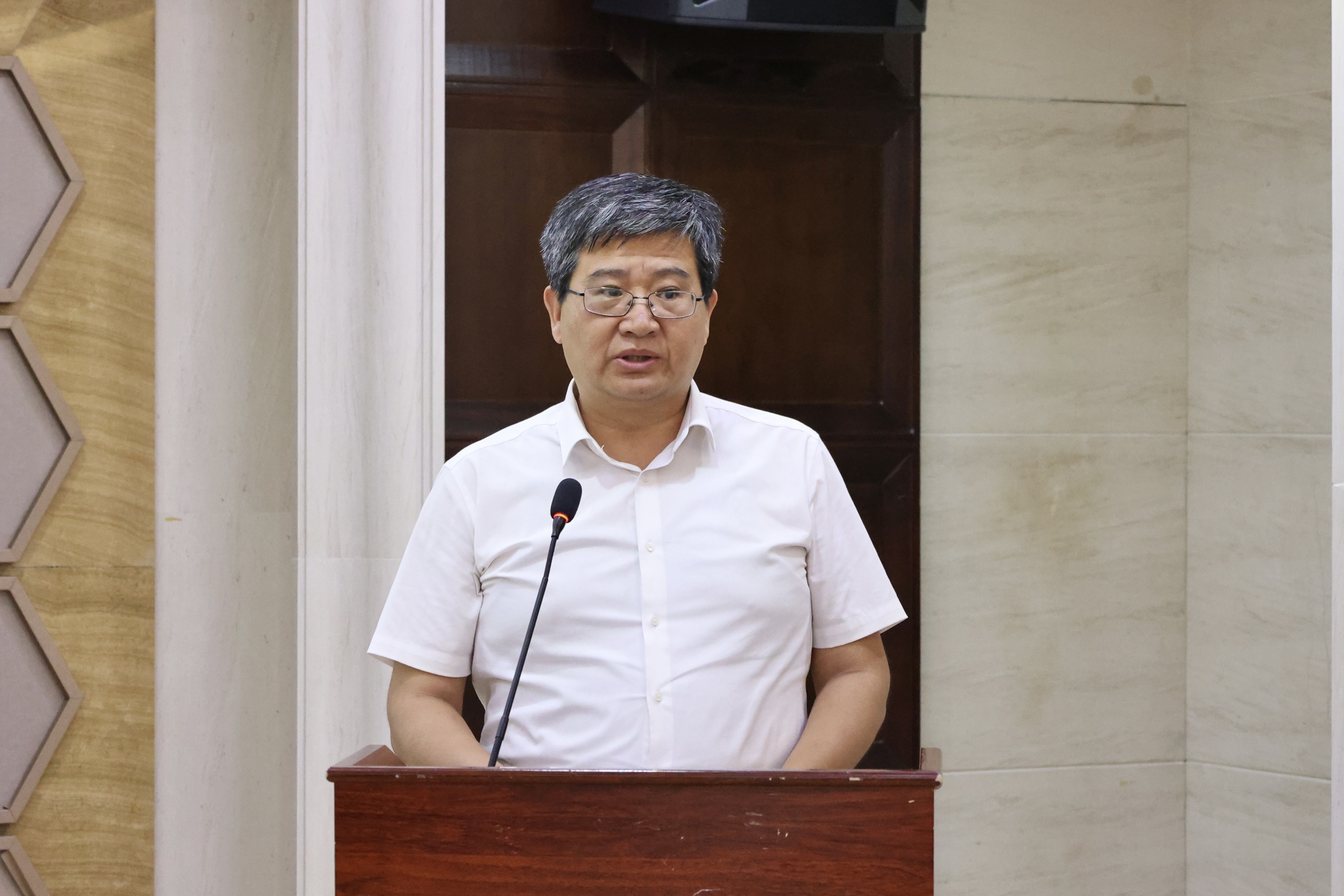 胡笑涛介绍六合彩结果
基本情况.jpg