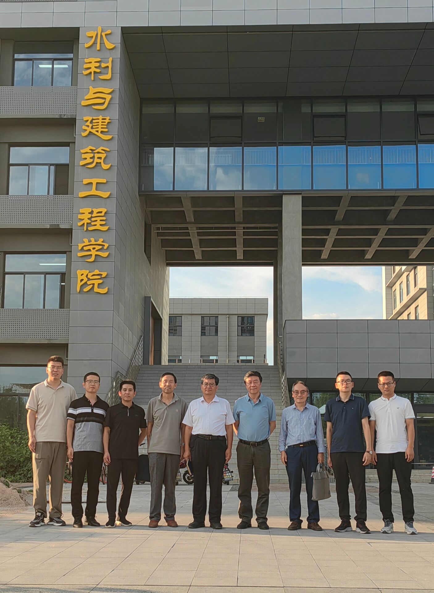 d38a1c00cf8744bc89e64d9e686a851c.jpg d38a1c00cf8744bc89e64d9e686a851c.jpg