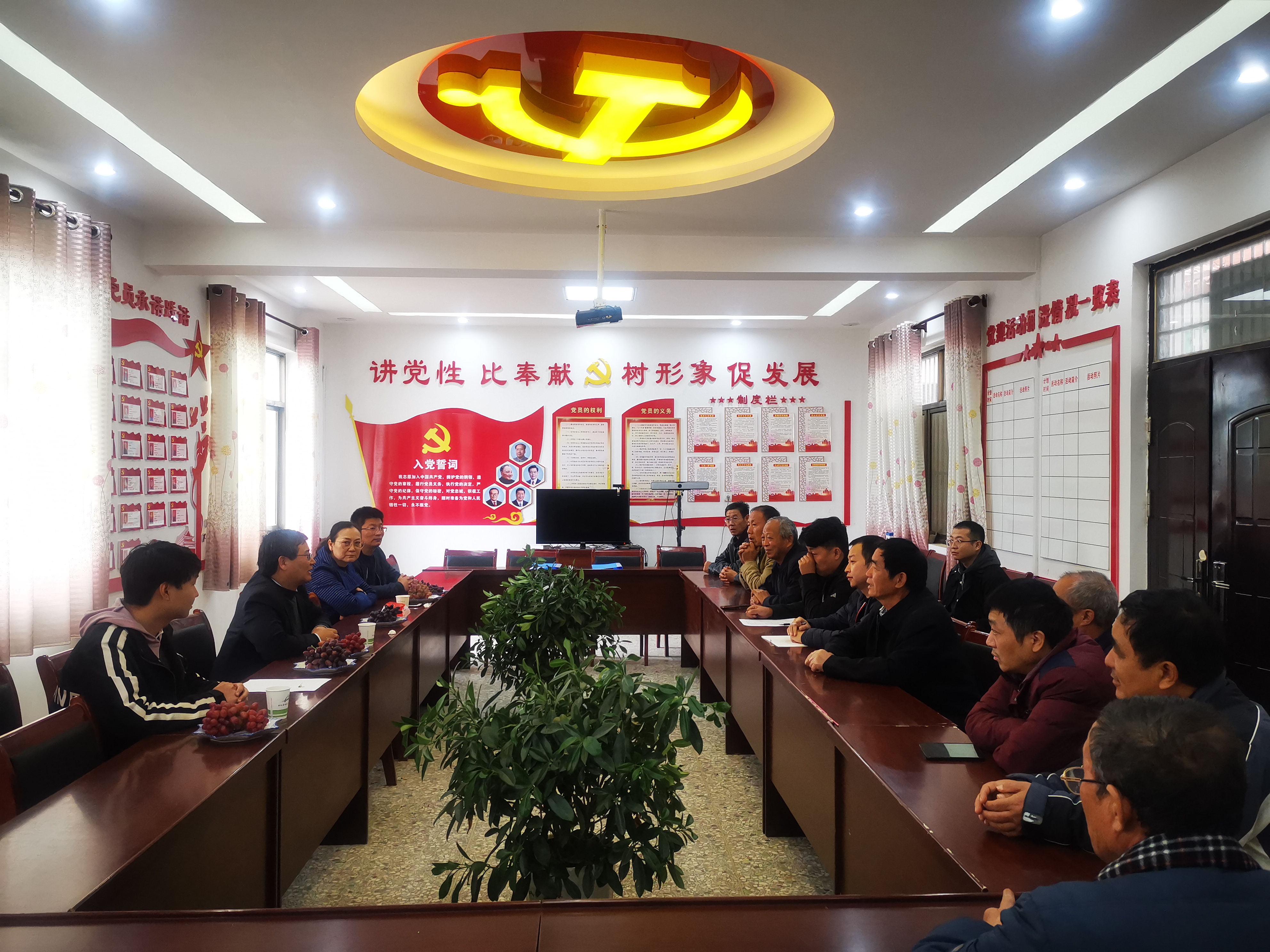 06af21d4d42a4b11a74fb9bfb1fcff7c.jpg 06af21d4d42a4b11a74fb9bfb1fcff7c.jpg