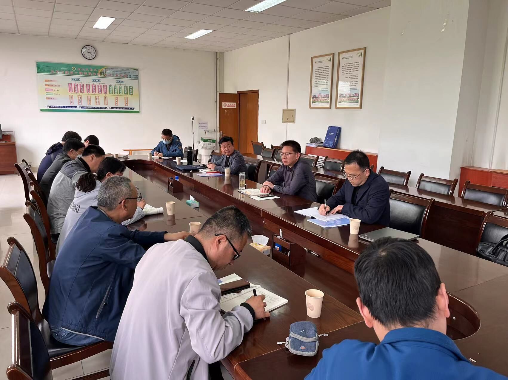 0586b6f8e7be4a27885604423e38ebb1.jpg 0586b6f8e7be4a27885604423e38ebb1.jpg