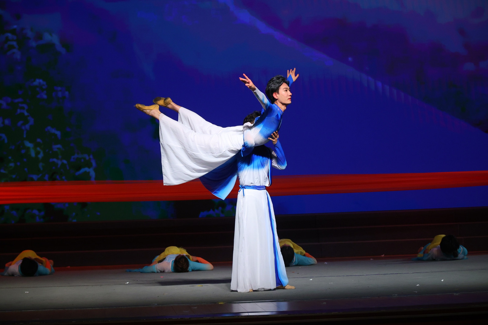 e7bb44ff4c2649cd92ed61cf08e0fa6d.jpg e7bb44ff4c2649cd92ed61cf08e0fa6d.jpg